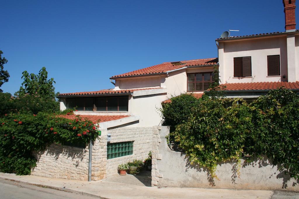 Apartments Mare Pula Rum bild